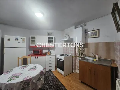 Casa 4 camere, curte proprie - vis a vis de Universitatea Ovidius, Bd Mamaia, Constanta - foto 11