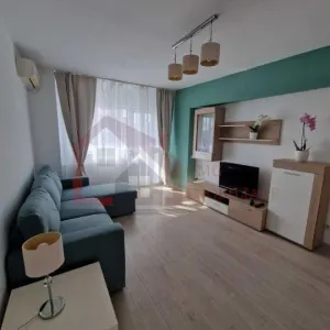 Garsoniera zona Stefan cel Mare - foto 1