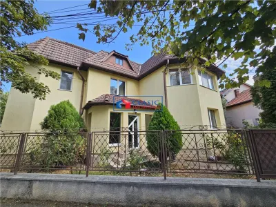 Inchiriere casa individuala 4 camere, zona Piata Fraternitatii, cartier Gheorgheni - Cluj-Napoca