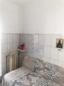 Apartament 3 camere decomandat, 60 mp, Galata - etaj 3, centrala proprie - foto 4