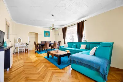 Oportunitate unica | Ap 3 camere cu 105 m utili | Priveliste | Curte Central Brasov - foto 2