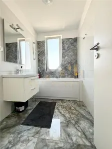 Apartament  3 camere,  semidecomandat, Et.2, bloc nou 2020 - Zona Dumbravita - foto 14