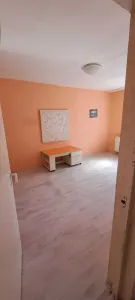 Apartament  3 camere  Astra ,etajul 1,decomandat 130000 Euro - foto 2