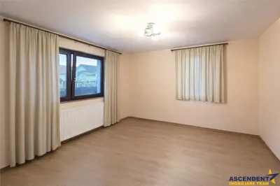Vila individuala,5 camere,5  bai,170mp utili,areal A,teren 660 mp,Sangeorgiu de Mures - foto 5