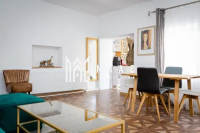 Apartament 2 camere | Curte | Modern | Renovat | Central - foto 3