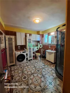 Casa individuala S+P+1+Garaj in Tunari - foto 11