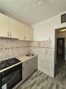 DAMBOVITA - 2 CAMERE - DECOMANDAT - CENTRALA PROPRIE - foto 7
