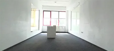 Spatiu  birouri etaj 3 cu lift  - Aradului - foto 2