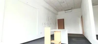 Spatiu  birouri etaj 3 cu lift  - Aradului - foto 3