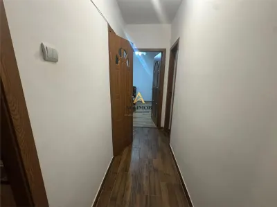 Garsoniera in Ploiesti, zona Sud. - foto 8