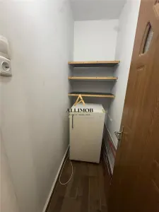Garsoniera in Ploiesti, zona Sud. - foto 9