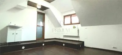 Spatiu intr-un salon de infrumusetare - Cetatii -  Mehala - Timisoara
