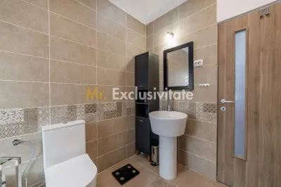 Casa exclusivistă 5 camere cu vedere panoramică Mioveni-Argeş - foto 16