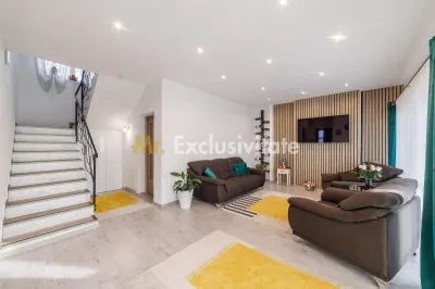 Casa exclusivistă 5 camere cu vedere panoramică Mioveni-Argeş - foto 4