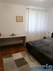Inchiriere apartament 3 camere Tudor etaj 1 - foto 3