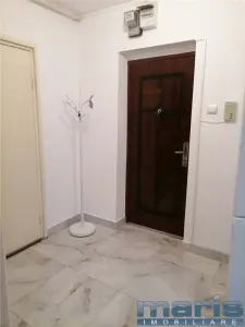 Inchiriere apartament 3 camere Tudor etaj 1 - foto 8
