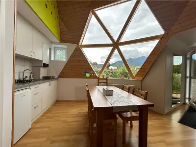 Doua proprietati deosebite in zona Glajerie Rasnov - foto 9