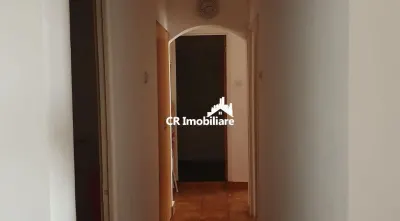 APARTAMENT 3 CAMERE DRISTOR METROU - foto 9