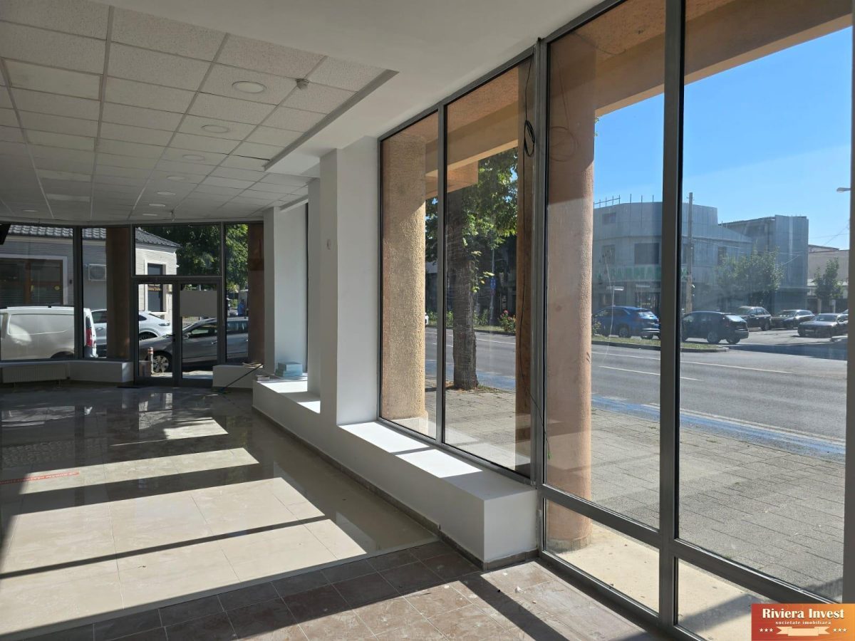 Delfinariu, Bd. Mamaia,str.Ioan Murgescu,spațiu comercial 185 mp de închiriat - Constanta