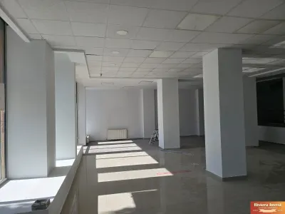 Delfinariu, Bd. Mamaia,str.Ioan Murgescu,spațiu comercial 185 mp de închiriat - foto 11