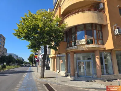 Delfinariu, Bd. Mamaia,str.Ioan Murgescu,spațiu comercial 185 mp de închiriat - foto 3
