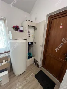 De vanzare pensiune cu 4 camere 4 bai situata in zona istorica din Sibiu - foto 14