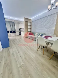Apartament 2 Camere Superb Prima Linie la Mare - foto 2