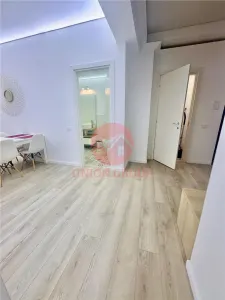 Apartament 2 Camere Superb Prima Linie la Mare - foto 5