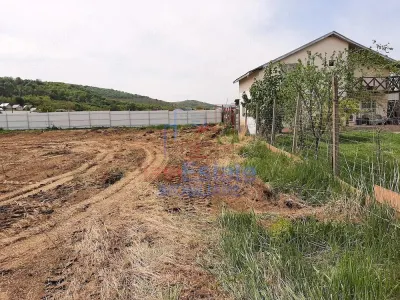 Vladiceni TEREN 1480mp la numai 200m de str Trei Fantani asfalt si utilitati - foto 5