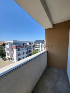 COMISION O% APARTAMENT 3 camere, 2 bai,cu lift, Dumbravita Kaufland - foto 3