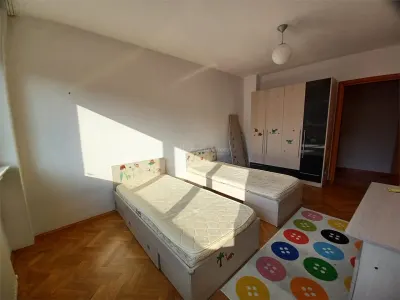 Vanzare Apartament 3 Camere Victoriei- Piata Sfintii Voievozi - foto 11