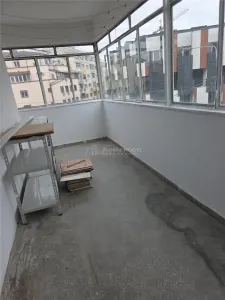 Vanzare Apartament 3 Camere Victoriei- Piata Sfintii Voievozi - foto 3