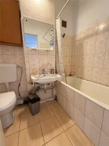 Podu Ros - 2 camere decomandat, mobilat, etaj intermediar - foto 7