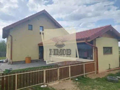 Casa 4 camere suprafata utila de 120 mp si teren 900 mp Mohu - foto 2