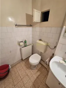 Garsoniera de renovat zona Roata Norocului - foto 20