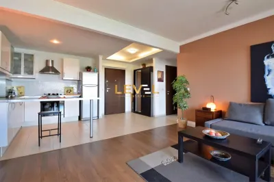 [VIDEO] Amazing Lake Views | 1 Bedroom Apartment | Parking and Storage | Emerald Residence - foto 7
