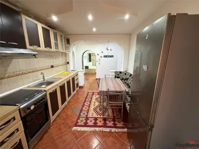 Apartament 2 camere, 61mp,  central, etaj 10 cu acoperis - Focsani