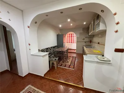 Apartament 2 camere, 61mp,  central, etaj 10 cu acoperis - foto 4
