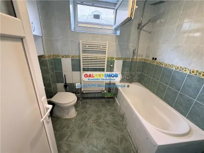 Inchiriere casa 3 camere, in Ploiesti, zona semicentrala - foto 14