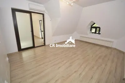 Apartament 4 camere, Piata Romana pretabil pentru firma - foto 6