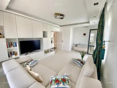 Penthouse 2 camere | 56 mp + 54 mp terase | Bucium| Parcare | Vedere panoramică - Iasi