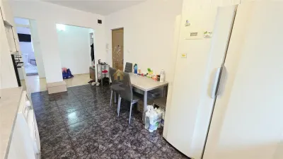APARTAMENT 4 CAMERE 92 MP PLOPILOR PARCUL BABES - foto 3