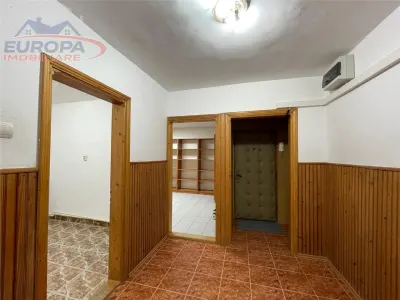Spatiu de vanzare zona C5- Tulcea - foto 4