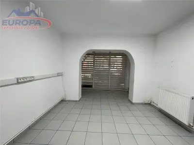 Spatiu de vanzare zona C5- Tulcea - foto 6
