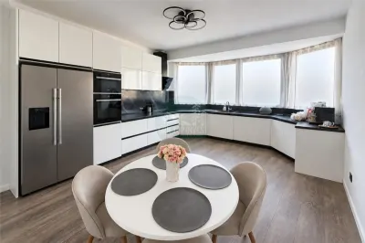 Casa moderna 4 camere pivnita 264mp teren zona Tineretului - foto 7