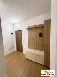 Apartament cu 3 camere de inchiriat in Alba Iulia - foto 4