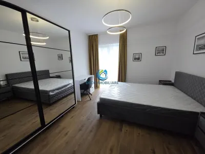 Apartament cu 3 camere lux zona La Terenuri - foto 13