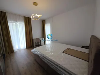 Apartament cu 3 camere lux zona La Terenuri - foto 16