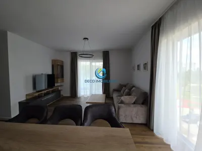Apartament cu 3 camere lux zona La Terenuri - foto 4
