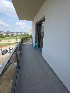 Apartament cu 3 camere lux zona La Terenuri - foto 7